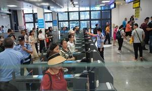 中英街今年通行人数已提前突破千万大关