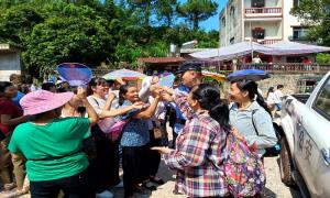 北山边境派出所：风雨过后护航歌坡节 守护平安暖民心
