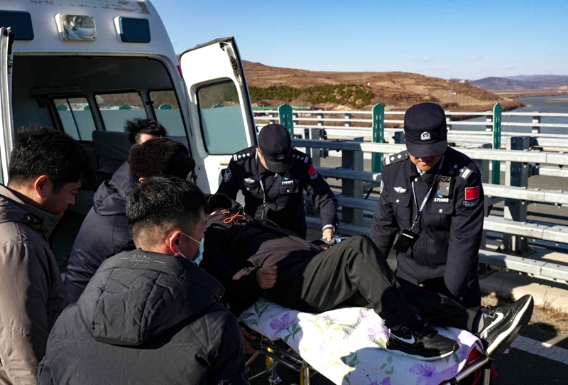 救助旅客 (3).jpg 救助旅客 (3).jpg