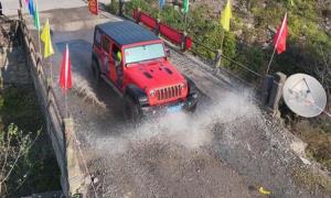 速度与山水碰撞 “大洪山杯”汽车丛林穿越嘉年华湖北随县站落幕