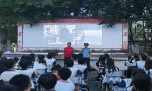 警影同心护边疆