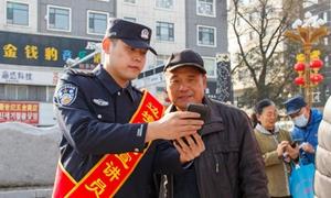 “线上集赞+线下宣讲”织密边境政策宣传网