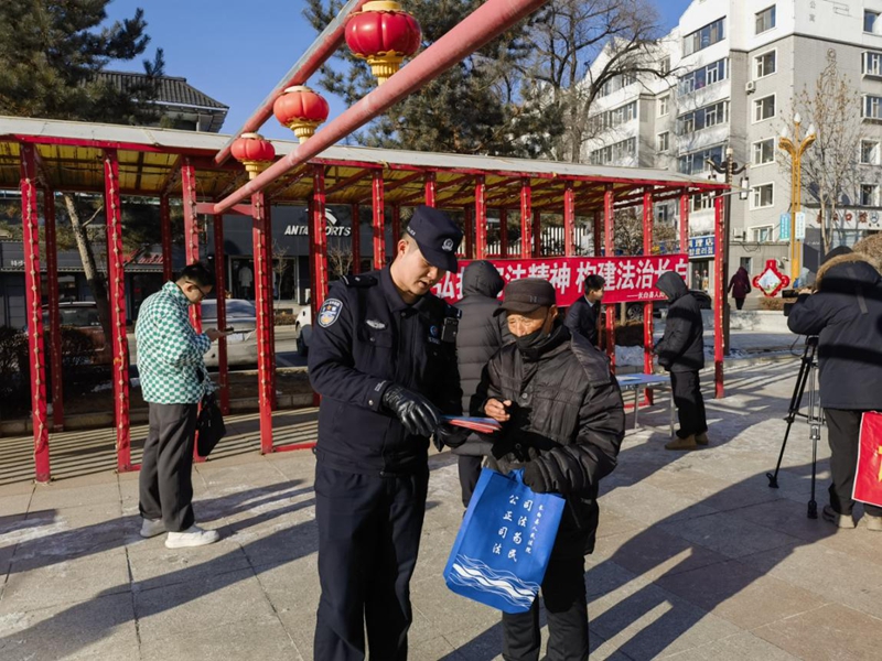 图片2.jpg 图片2.jpg