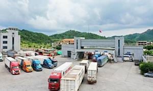 爱店口岸四大指标同步“井喷” “黄金通道”跑出发展“加速度”