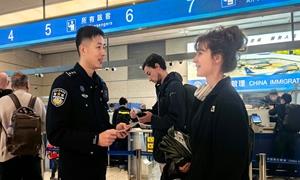 政策红利持续释放 宁波机场口岸迎外籍旅客入境热潮