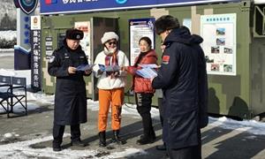 “警务站服务+沉浸式普法”筑牢边境旅游安全防线