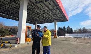 宣传+检查，筑牢辖区安全防线