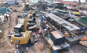 广西举办海洋涉渔违法“三无”船舶及非法水生野生动物制品集中拆解销毁现场会