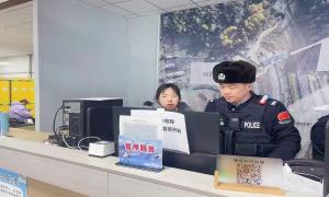“冰雪警务”解锁“护游密码”