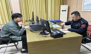 钦州边检站持续开通“凌晨通关”获赞誉