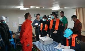 潮汕机场边检站会同海事海关开展联合登临检查