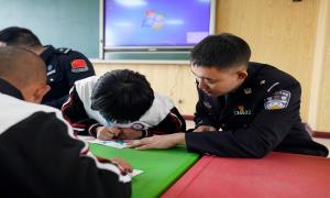 唐山边检站组织开展学雷锋纪念日主题活动