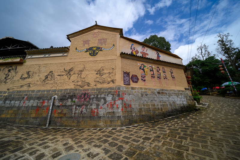 腾冲市清水镇司莫拉村民居.jpg
