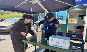 三道沟边境派出所多措并举护航旅游季