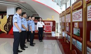 锦州边检站与中国工商银行锦州凌河支行开展共建活动