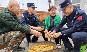 鸭绿江畔党旗红 边关筑梦守安宁
