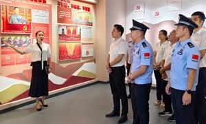 筑牢廉政防线 共护边疆清风