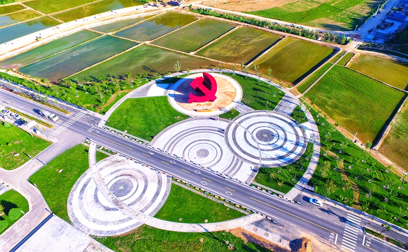 陕西省延安市南泥湾学院航拍图-刘延飞 摄.jpg