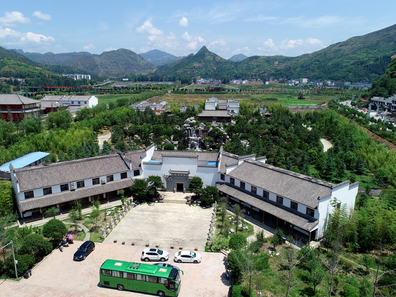 陕西省商洛市山阳县法官镇美丽乡村建设-沈向男 摄.jpg 陕西省商洛市山阳县法官镇美丽乡村建设-沈向男 摄.jpg