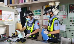 边检高效服务畅通关 助力半年吞吐量稳健增长
