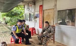 龙州边境检查站开展打击跨境违法犯罪普法宣传活动