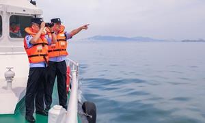 山东边检总站威海协作区开展“蓝盾联动 海域砺剑”联合巡防管控行动