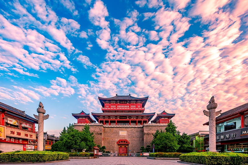 襄阳市标志性建筑——昭明台 拍摄者邓少宏.jpg