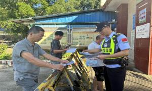 普法进校园 守护青春之花向阳开