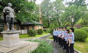 锦州边检站组织民警赴东北交通大学义勇军抗战遗址参观见学