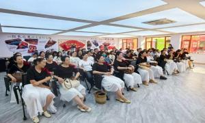 建国边境派出所联合建国街道开展普法宣传活动