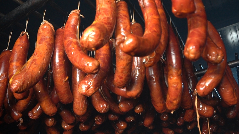 熏制好的马肠.jpg