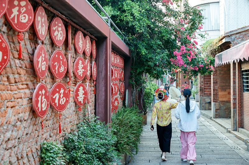 烟火漫古城 街巷觅闲情(林劲峰摄).jpg 烟火漫古城 街巷觅闲情(林劲峰摄).jpg