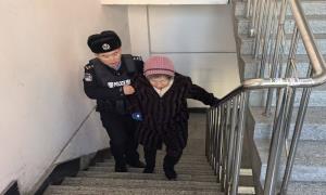 冰天雪地见真情