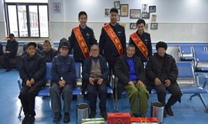 春风送暖学雷锋 宁波边检站民警慰问福利院老人
