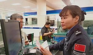 春风十里绽芳华 国门一线“她”力量