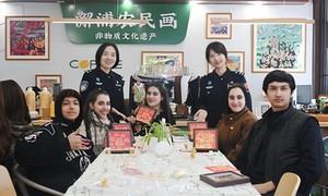 宁波边检站守护港城文脉传递两会声音