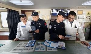 口岸反诈宣传为国际航行船员筑牢安全防线