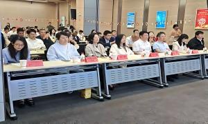 书香传善意 雅韵润初心 ——同德锦江联合开展世界读书日主题活动