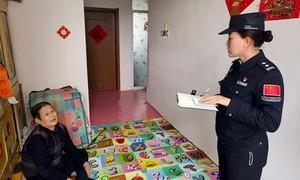 上门办证暖民心 便民服务零距离