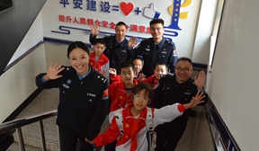 边境派出所里的“课后辅导班”