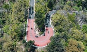 “追风骑士”可入！嵩县天池山景区焕新开园，免票畅游