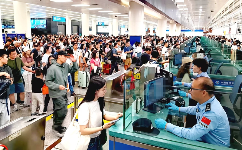 “五一”假期皇岗1.jpg