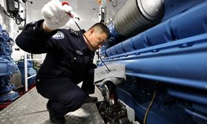 国门踏浪十八载 青春闪光在大海