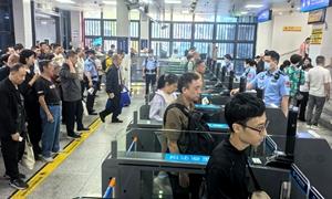 中英街“五一”期间客流达28.9万人次