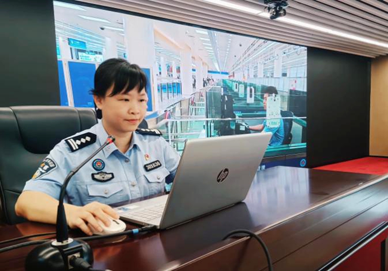 党旗耀国门21.jpg