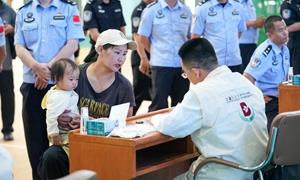 医疗巡诊暖边关 双向奔赴护警心