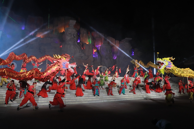 尧治河的神话表演现场1.jpg