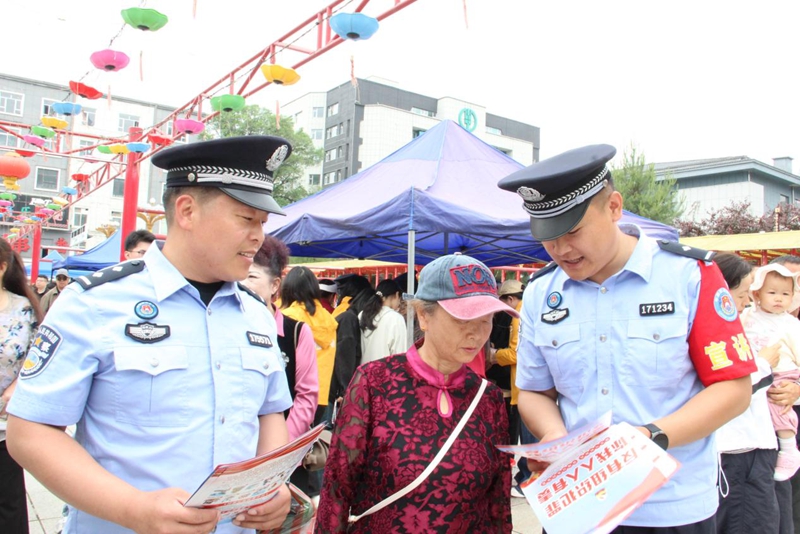 砺警强能守边关1.jpg