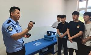 警营开放零距离 青春聚力守边境