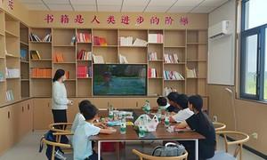 书香润童心 托管护成长：安陆市陈店乡农家书屋点亮多彩暑期